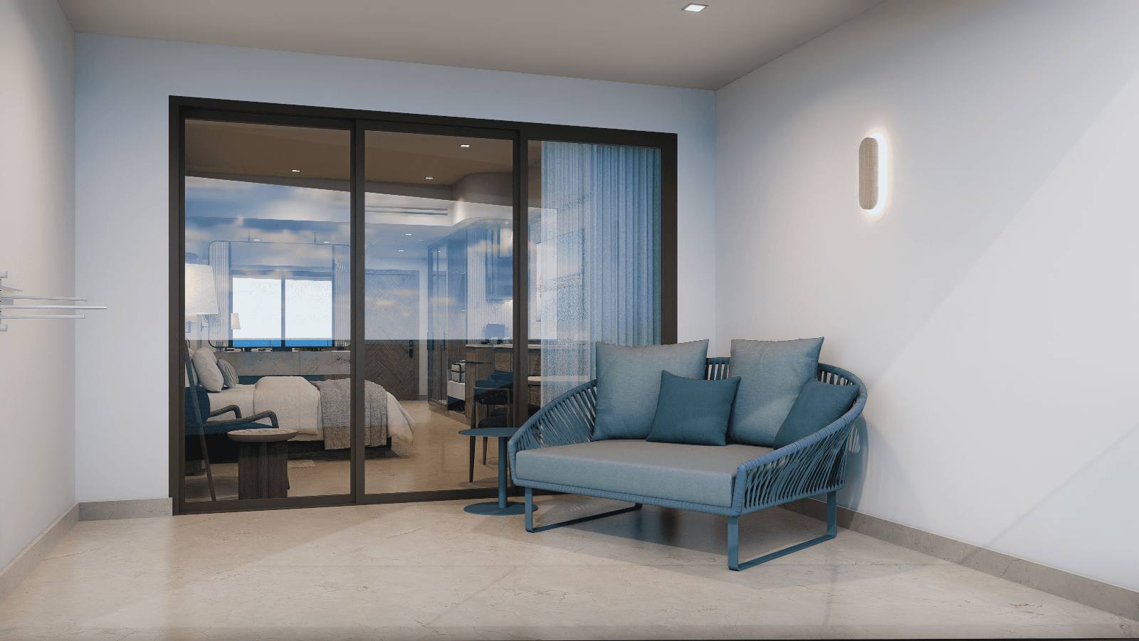 The balcony: a daybed for two, standard in every category