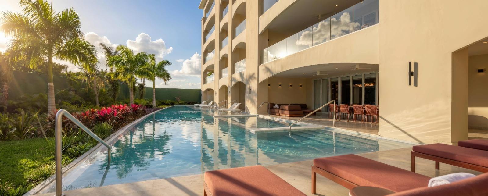 Grand Sunset Villas